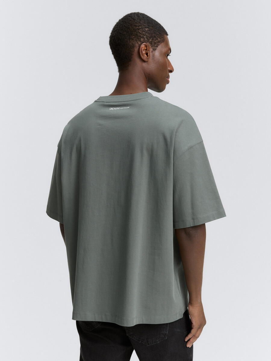 Übergroßes t-shirt