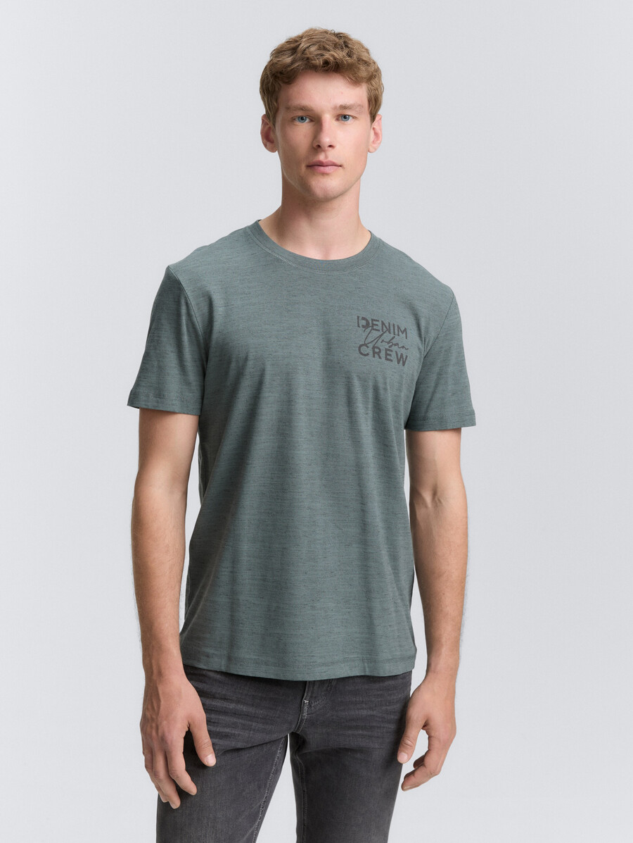 t-shirt mit aufdruck