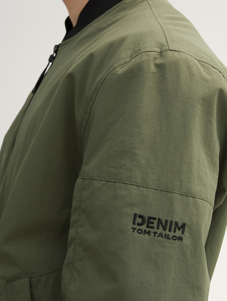 bomberjacke mit taschen