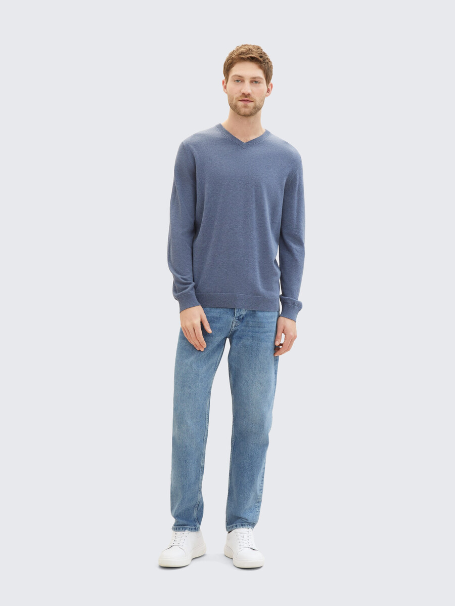 strickpullover mit v-ausschnitt