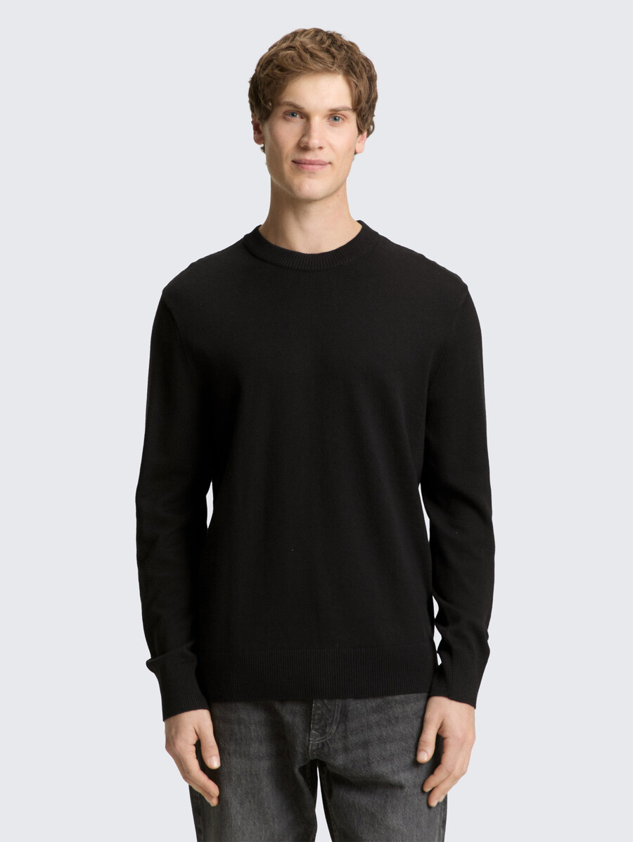 einfacher strickpullover aus baumwolle