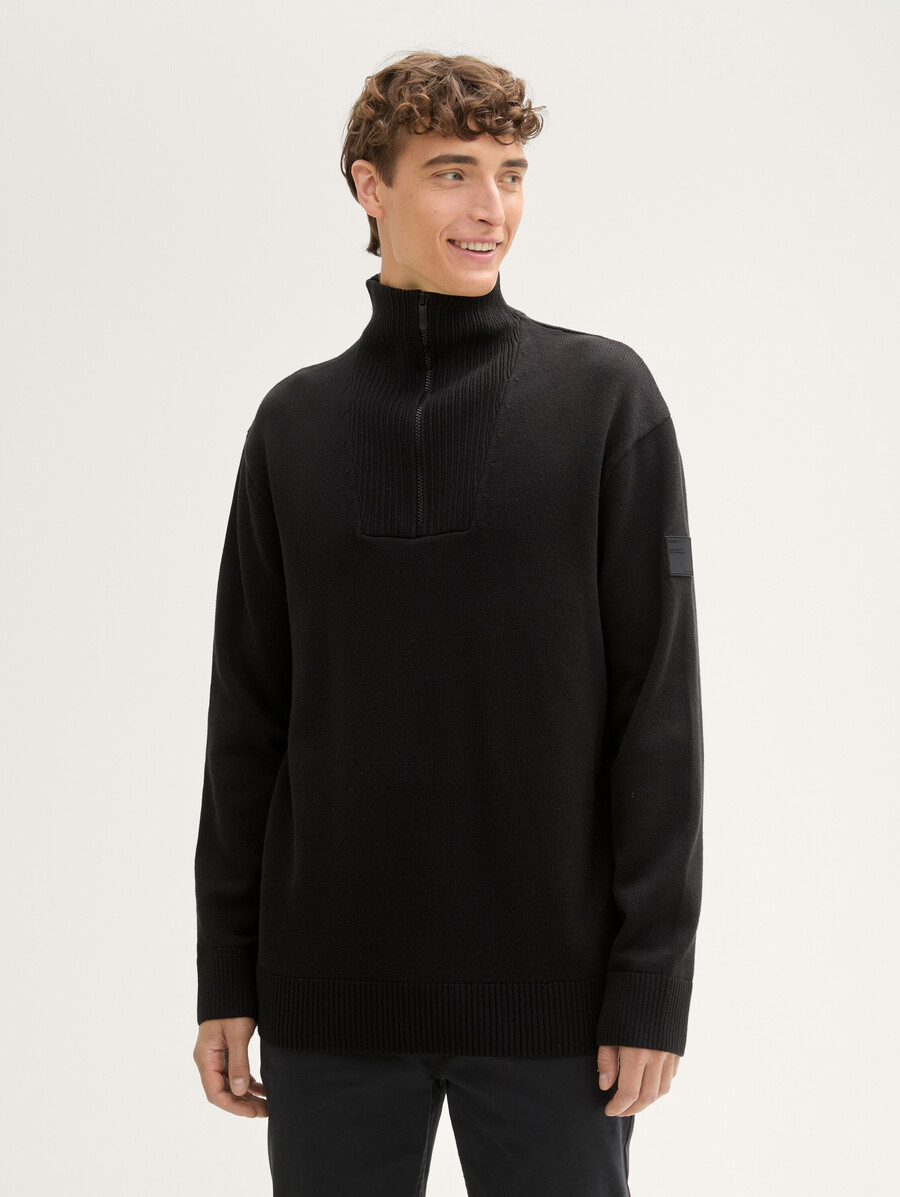 lässig geschnittener strickpullover von troyer