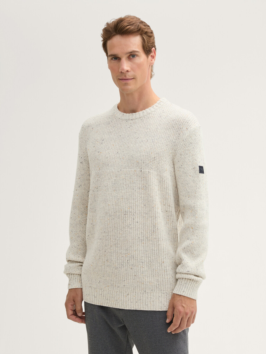 strickpullover mit strukturierter materialmischung