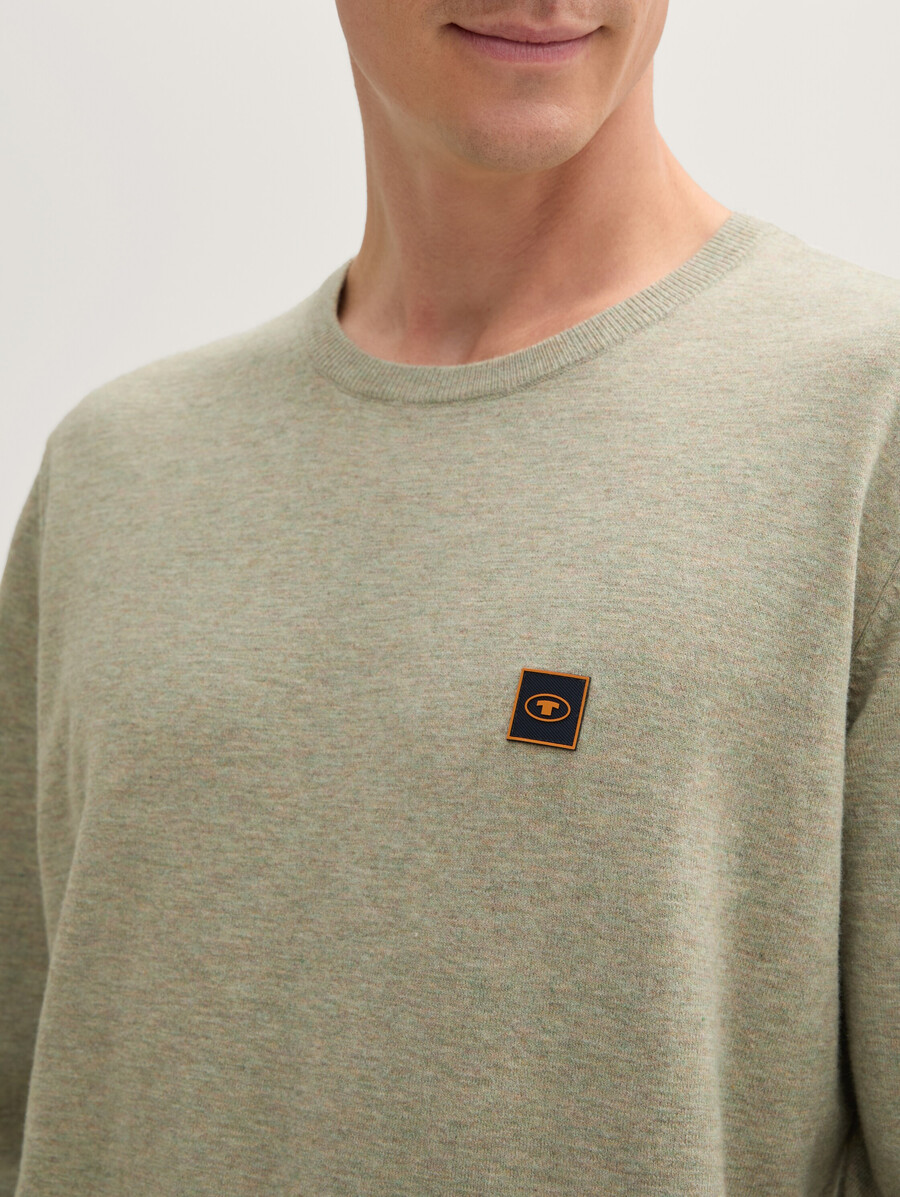 strickpullover mit logo-abzeichen