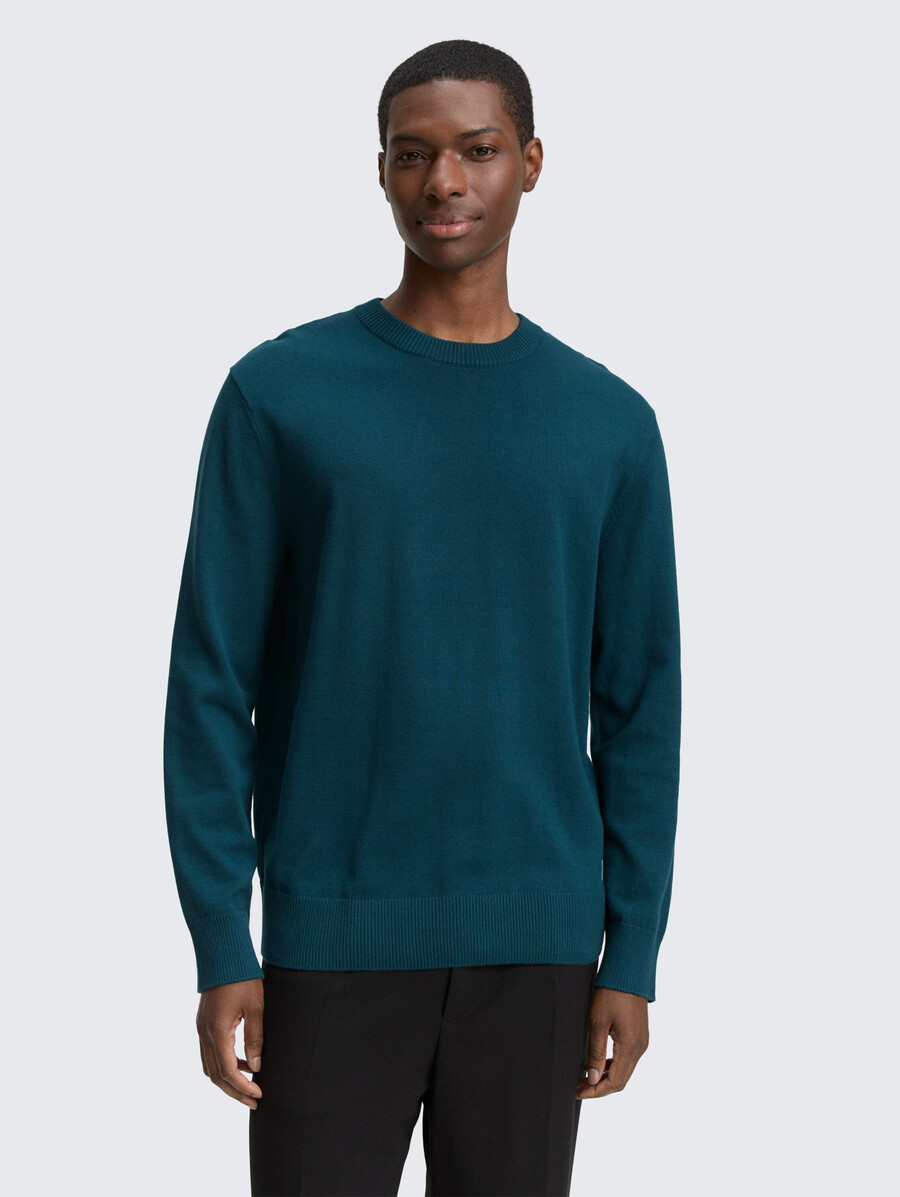 einfacher strickpullover aus baumwolle