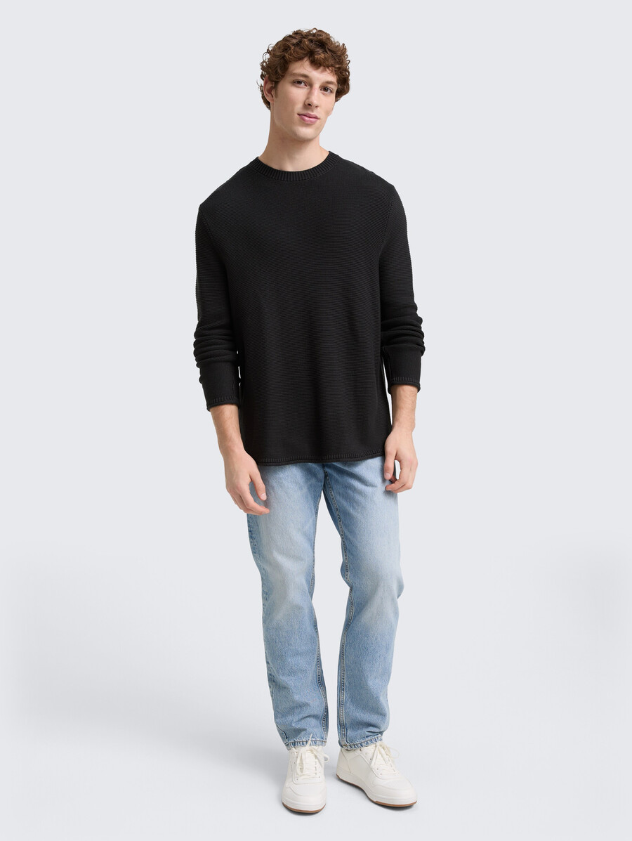 strickpullover in lockerer passform