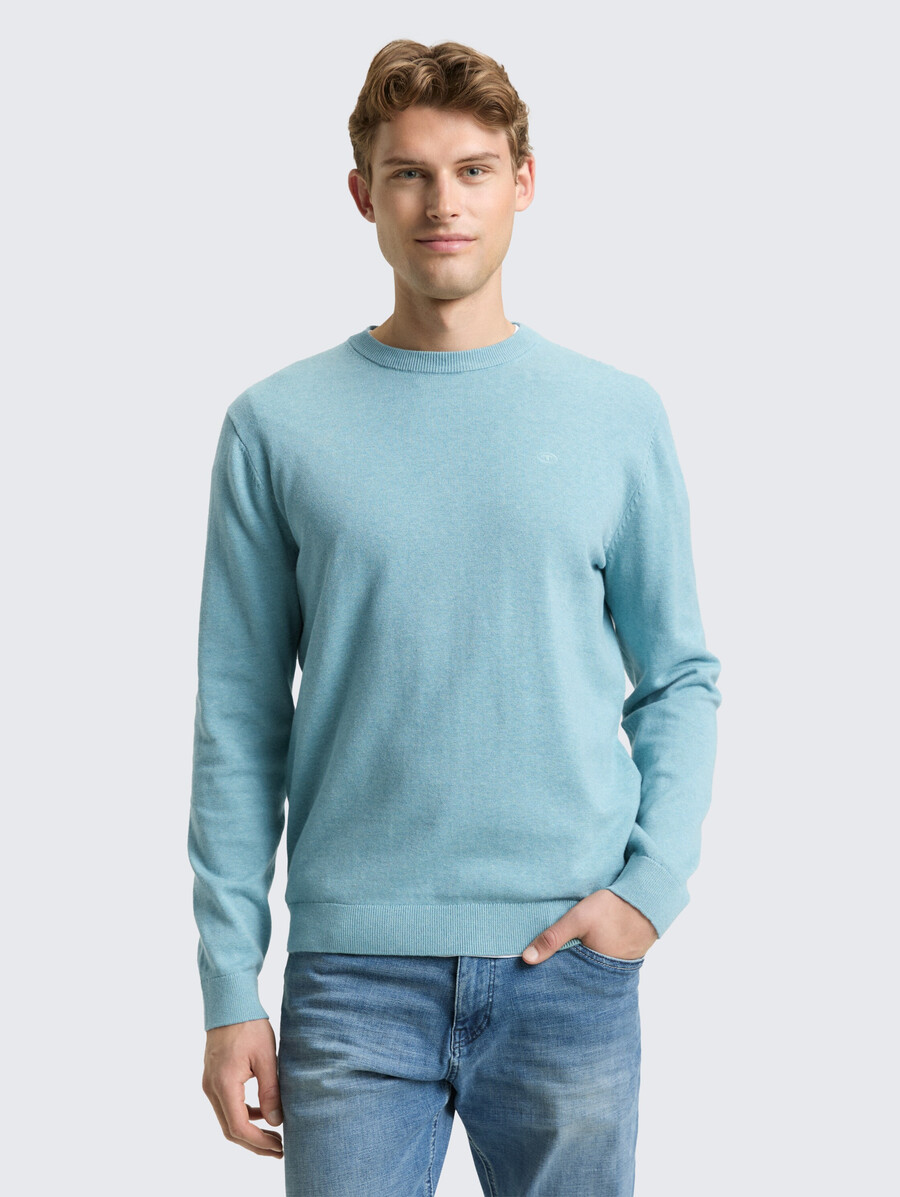 einfacher strickpullover aus baumwolle