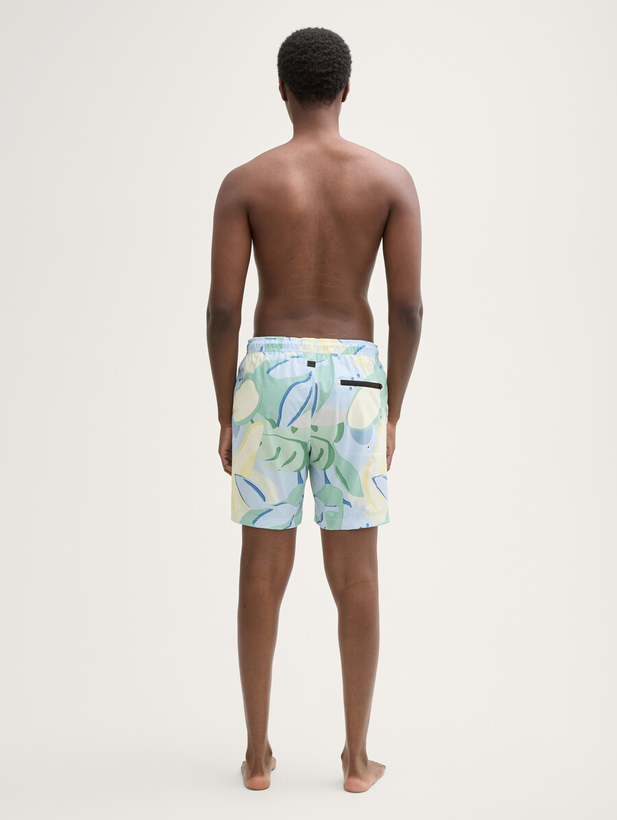 badeshorts mit aufdruck