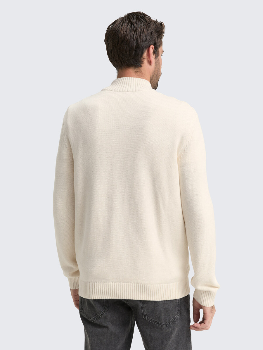 strickjacke mit zopfmuster