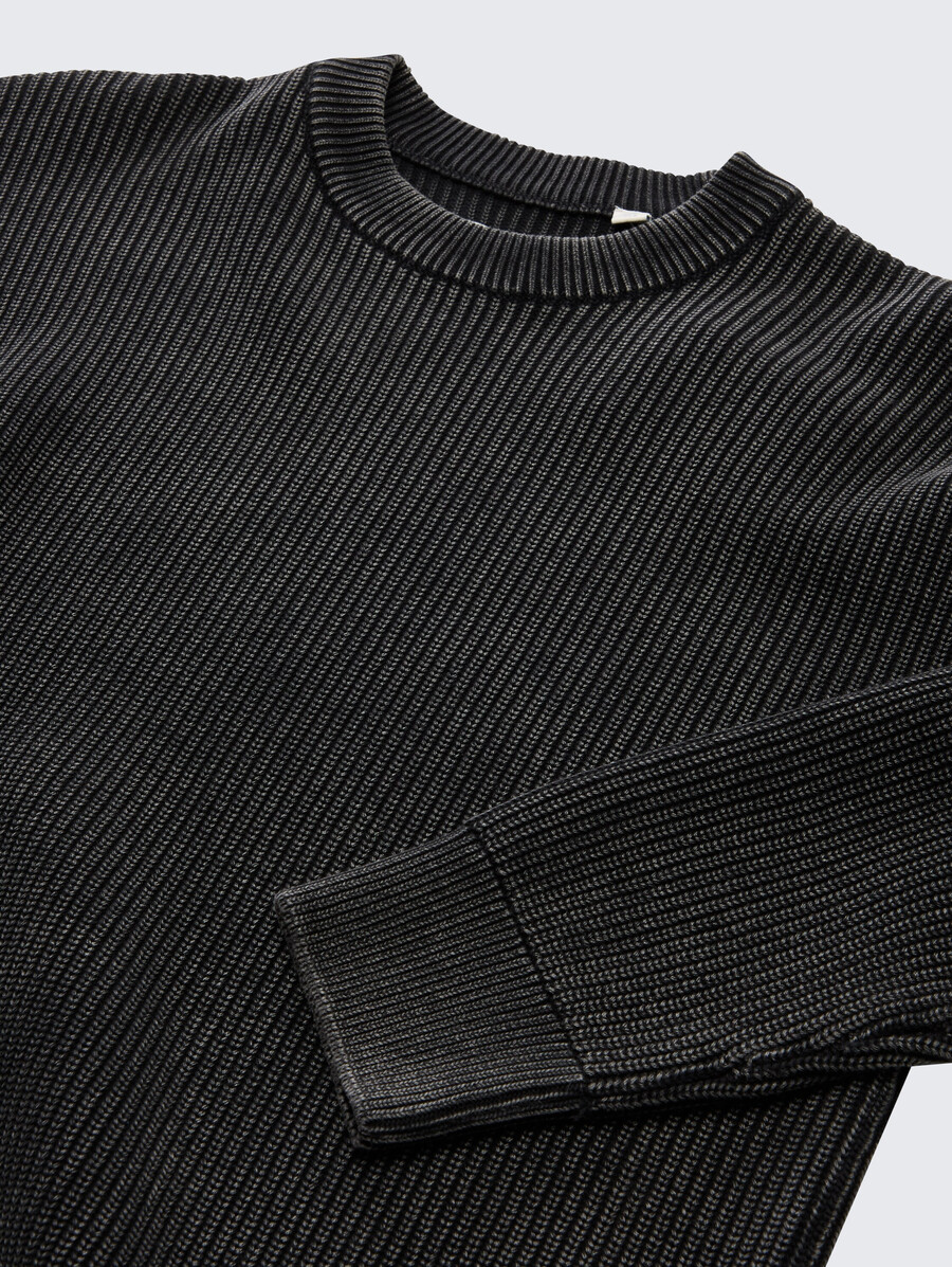 strickpullover im used-look