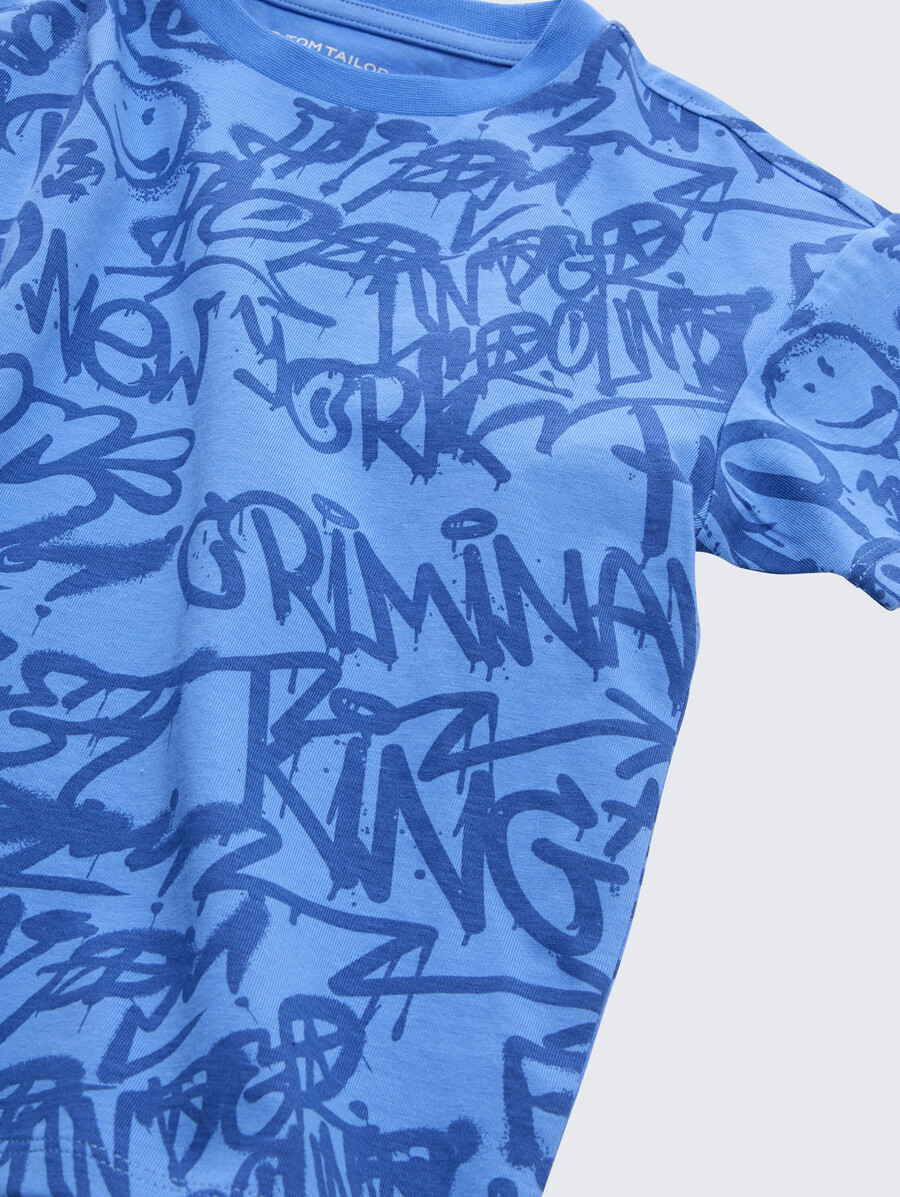 Übergroßes t-shirt mit allover-print
