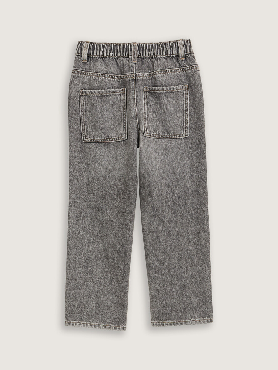baggy-fit-jeans