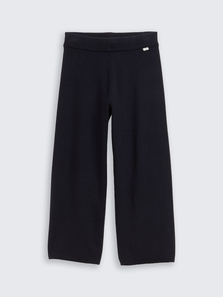 gemütliche strickhose mit weitem bein